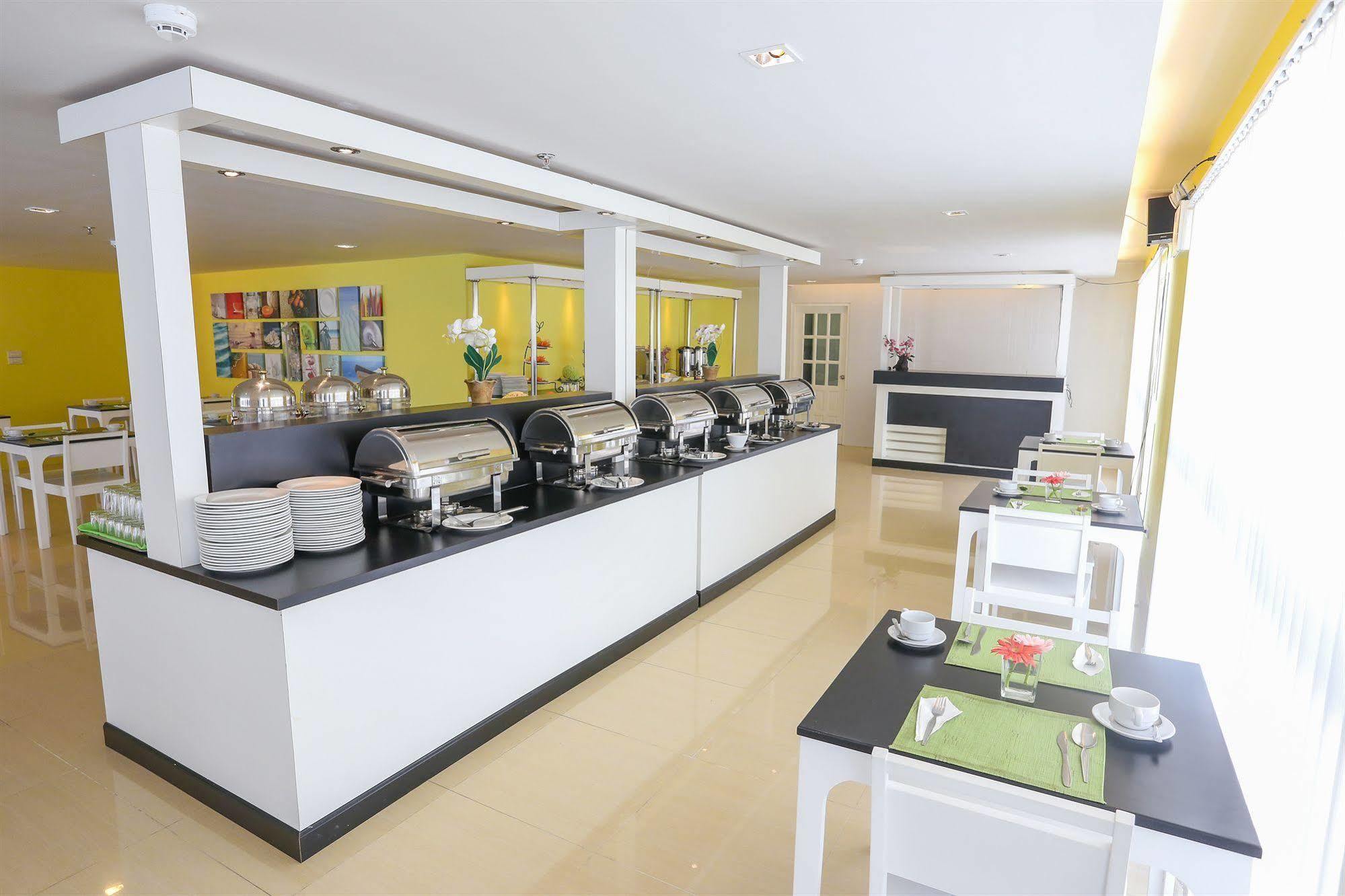 R-Con Rest Sea Hotel Pattaya ภายนอก รูปภาพ