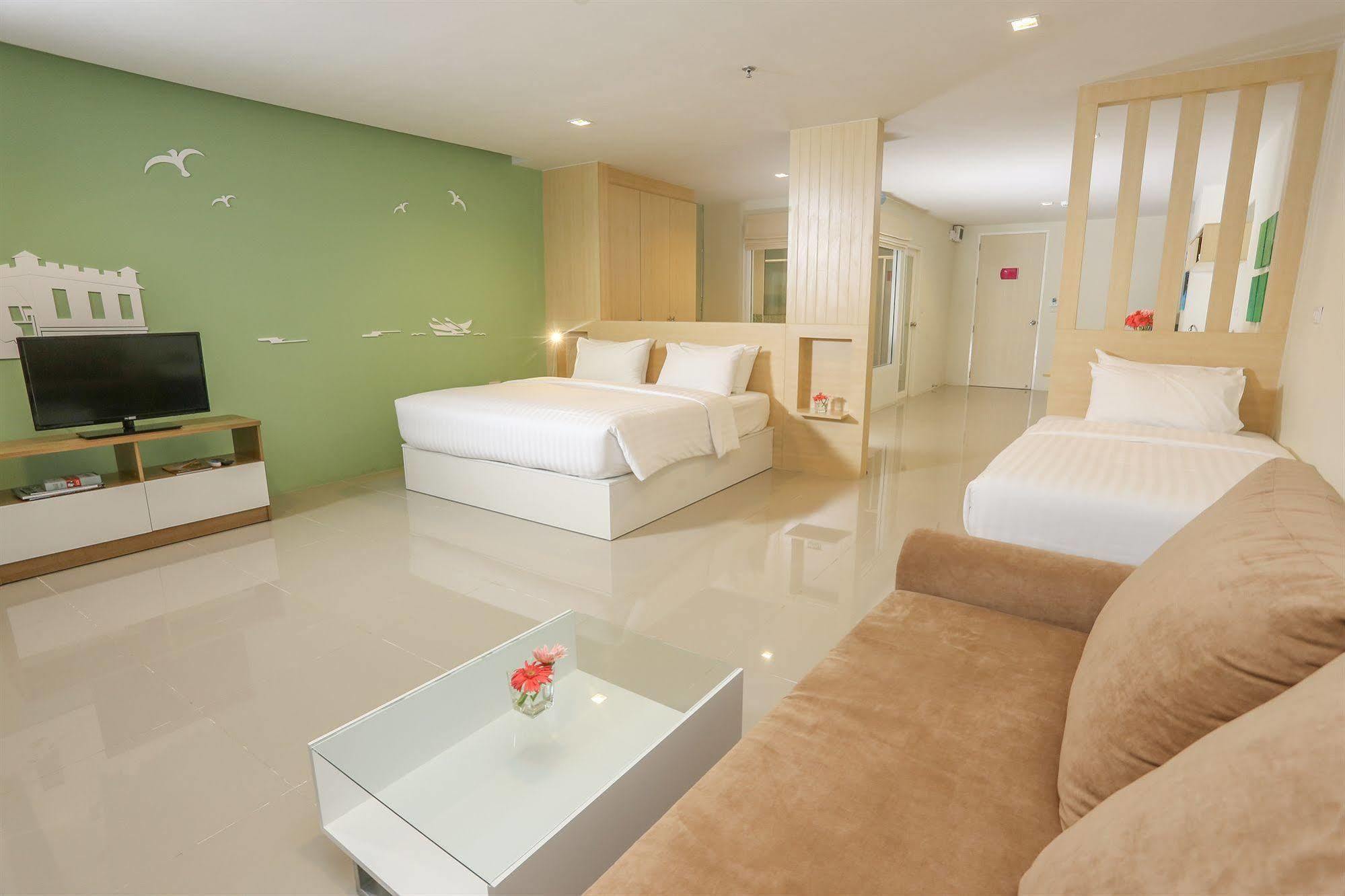 R-Con Rest Sea Hotel Pattaya ภายนอก รูปภาพ
